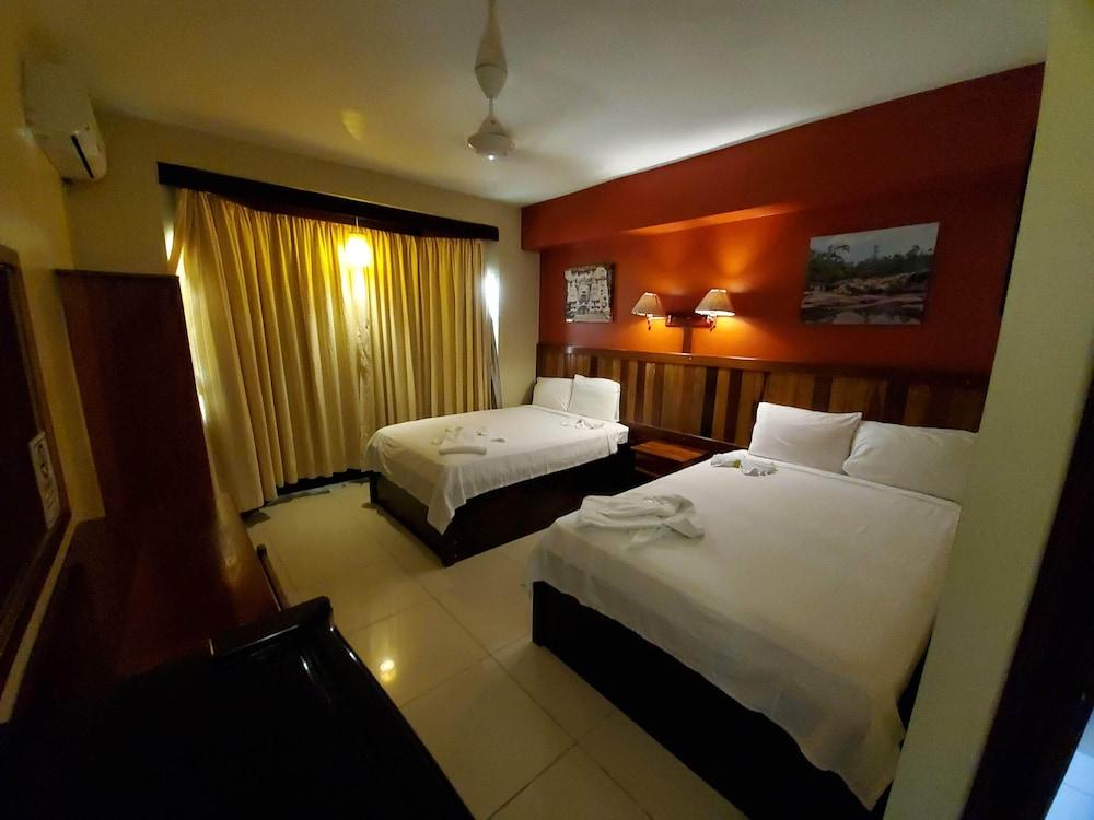 Caye Caulker Plaza Hotel Esterno foto